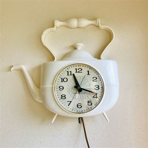 white vintage clock